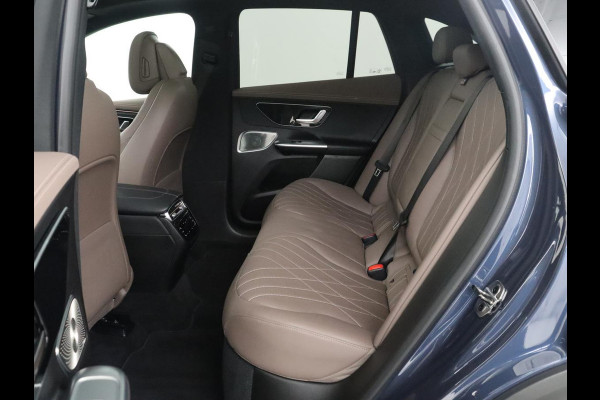 Mercedes-Benz EQE SUV 350 4Matic AMG Line 91 kWh | SOH 97.1% | Panoramadak | Trekhaak | Head up | 360 camera | Adaptive cruise | Stoelkoeling | Memory |