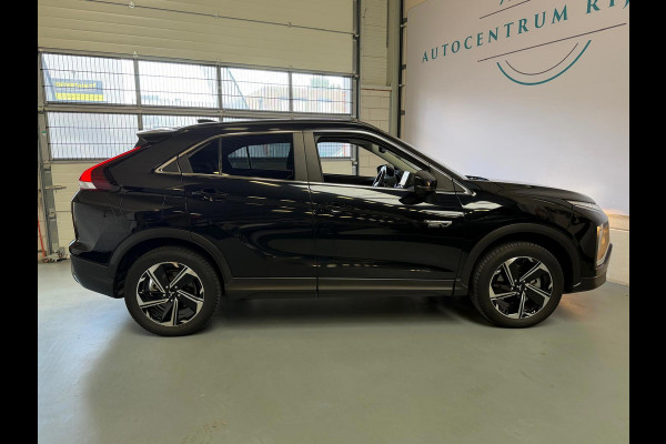 Mitsubishi Eclipse Cross 2.4 PHEV Instyle Navi, Camera, Carplay, Stoelverwarming