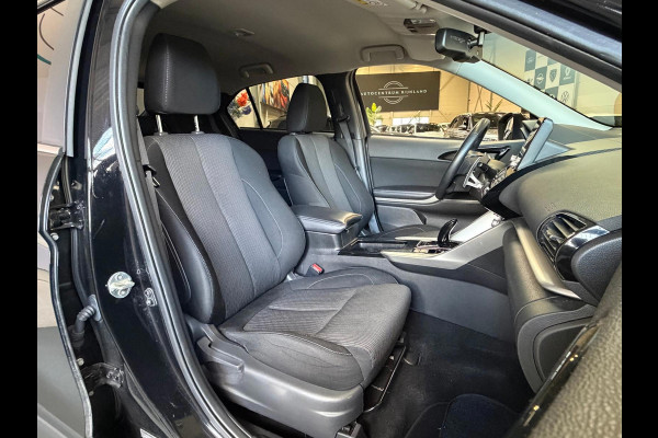 Mitsubishi Eclipse Cross 2.4 PHEV Instyle Navi, Camera, Carplay, Stoelverwarming