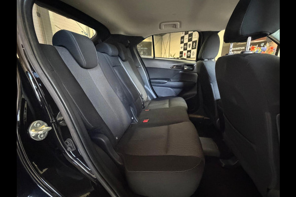 Mitsubishi Eclipse Cross 2.4 PHEV Instyle Navi, Camera, Carplay, Stoelverwarming