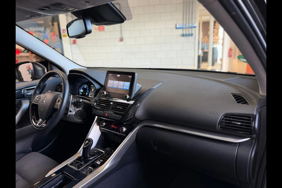 Mitsubishi Eclipse Cross 2.4 PHEV Instyle Navi, Camera, Carplay, Stoelverwarming