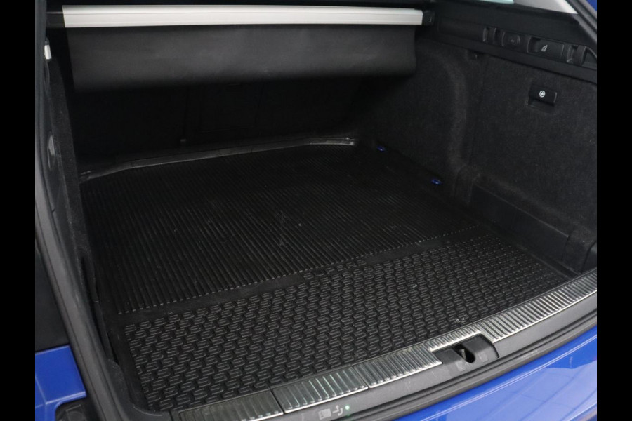 Škoda Superb Combi 1.5 TSI ACT Ambition Business | Panoramadak | Trekhaak | Memory | Adaptive cruise | Carplay | Stoelverwarming | Full LED | Park assist |