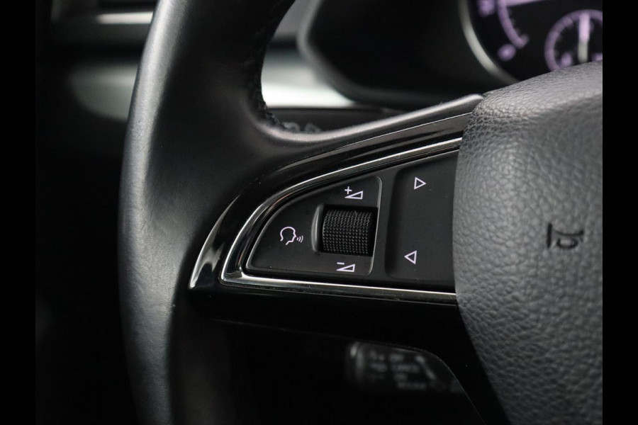 Škoda Superb Combi 1.5 TSI ACT Ambition Business | Panoramadak | Trekhaak | Memory | Adaptive cruise | Carplay | Stoelverwarming | Full LED | Park assist |