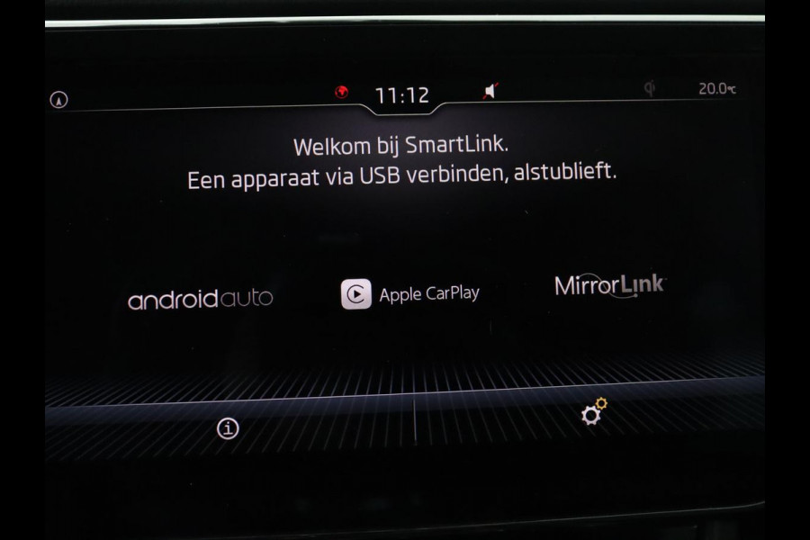 Škoda Superb Combi 1.5 TSI ACT Ambition Business | Panoramadak | Trekhaak | Memory | Adaptive cruise | Carplay | Stoelverwarming | Full LED | Park assist |