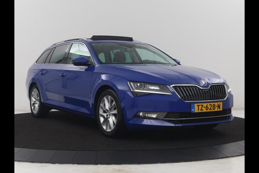 Škoda Superb Combi 1.5 TSI ACT Ambition Business | Panoramadak | Trekhaak | Memory | Adaptive cruise | Carplay | Stoelverwarming | Full LED | Park assist |