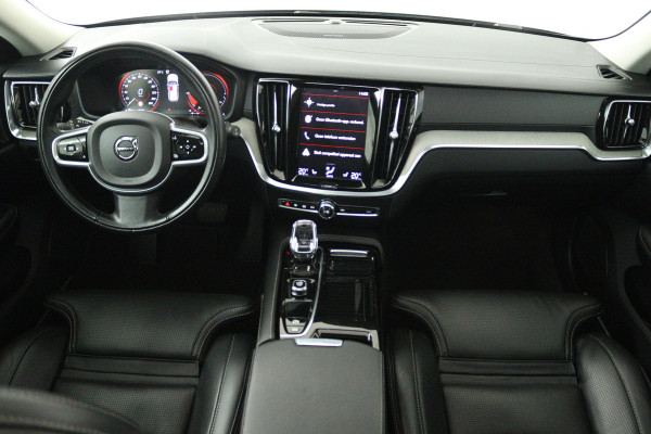Volvo V60 2.0 T6 Recharge AWD Inscription (PANORAMADAK, TREKHAAK, CAMERA, STOELVERWARMING, ELEKTR STOELEN)