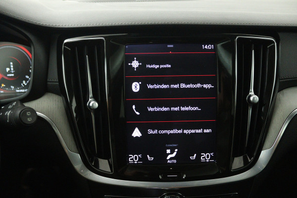 Volvo V60 2.0 T6 Recharge AWD Inscription (PANORAMADAK, TREKHAAK, CAMERA, STOELVERWARMING, ELEKTR STOELEN)