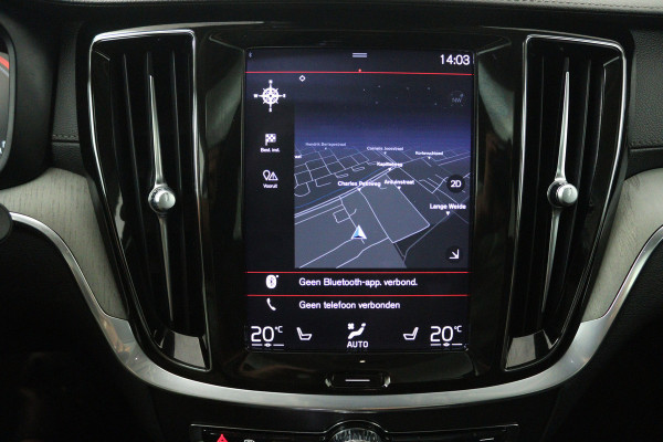 Volvo V60 2.0 T6 Recharge AWD Inscription (PANORAMADAK, TREKHAAK, CAMERA, STOELVERWARMING, ELEKTR STOELEN)