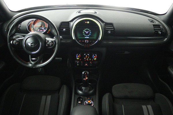 MINI Clubman 1.5 One Chili (STOELVERWARMING, CAMERA, DEALER ONDERHOUDEN)