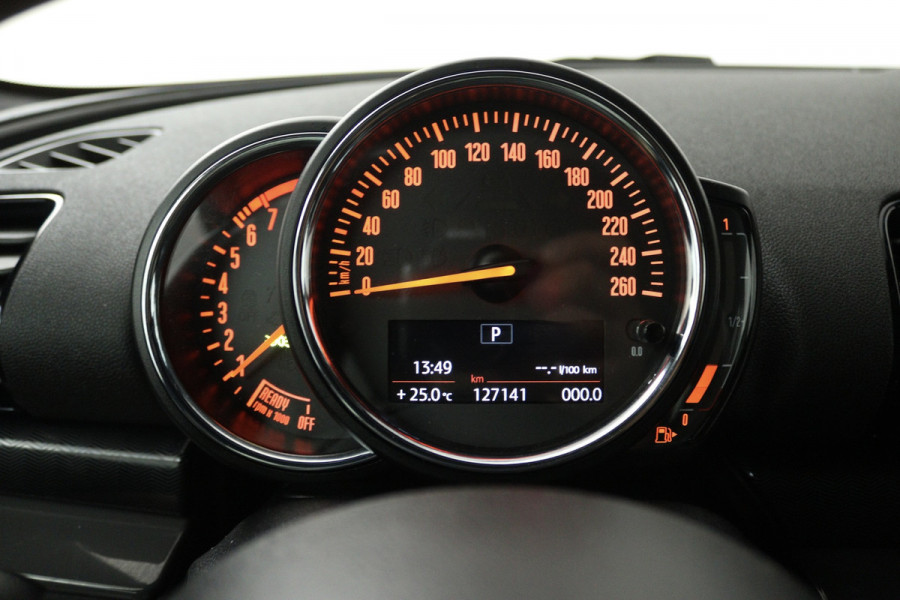 MINI Clubman 1.5 One Chili (STOELVERWARMING, CAMERA, DEALER ONDERHOUDEN)