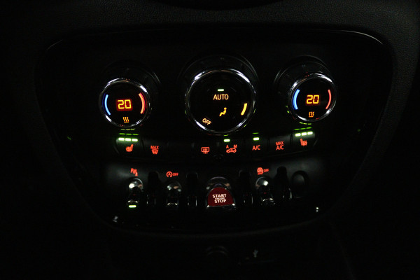 MINI Clubman 1.5 One Chili (STOELVERWARMING, CAMERA, DEALER ONDERHOUDEN)