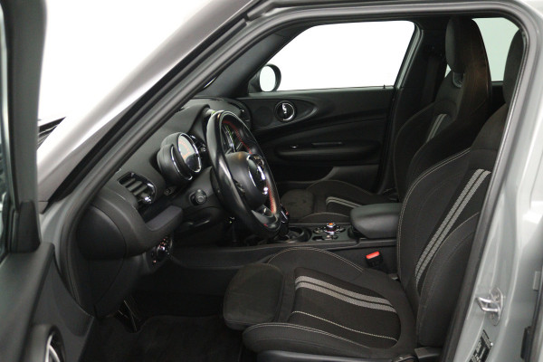 MINI Clubman 1.5 One Chili (STOELVERWARMING, CAMERA, DEALER ONDERHOUDEN)