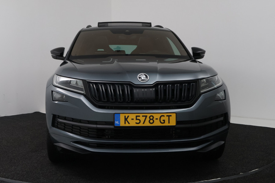 Škoda Kodiaq 1.5 TSI Sportline Business (PANORAMADAK, DIGITALE COCKPIT, STOEL/STUUR VERWARMING, ELEKTR STOELEN)