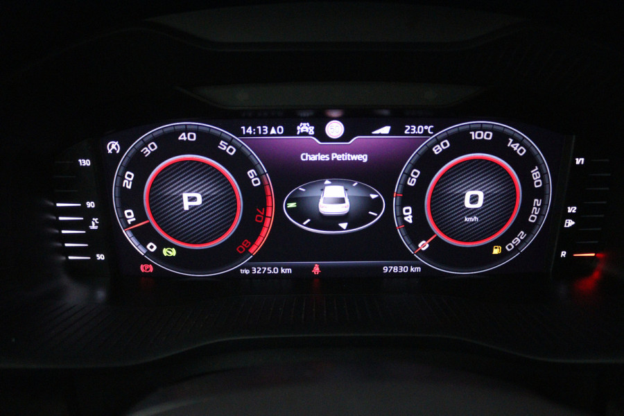 Škoda Kodiaq 1.5 TSI Sportline Business (PANORAMADAK, DIGITALE COCKPIT, STOEL/STUUR VERWARMING, ELEKTR STOELEN)