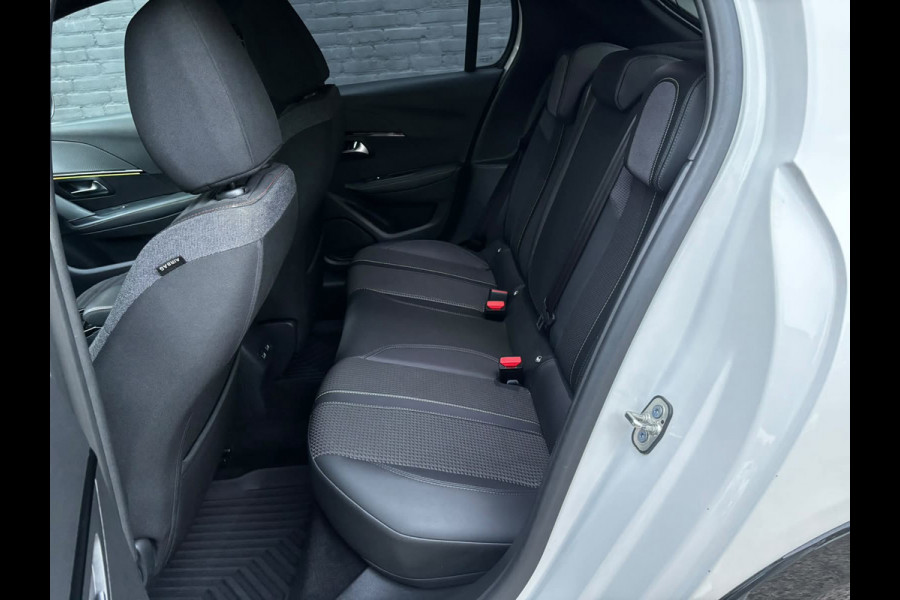 Peugeot 208 1.2 PureTech GT KEYLESS|CARPLAY|CAMERA|NAVI|NWE APK