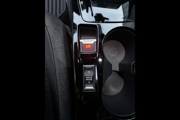 Peugeot 208 1.2 PureTech GT KEYLESS|CARPLAY|CAMERA|NAVI|NWE APK