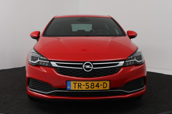 Opel Astra 1.4 Innovation (ACHTERUITRIJCAMERA, NAVIGATIE, PARKEERSENSOREN)