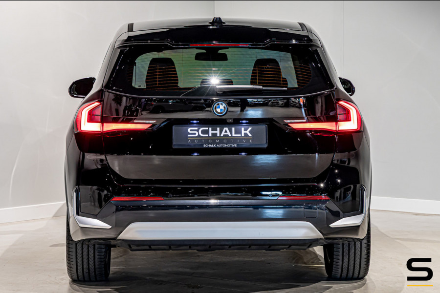BMW iX1 XDrive30 Launch Edition 67 kWh|Camera|CarPlay|BTW|1e