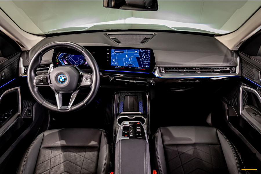 BMW iX1 XDrive30 Launch Edition 67 kWh|Camera|CarPlay|BTW|1e