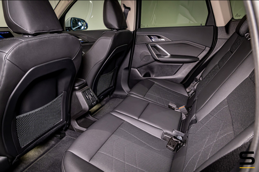 BMW iX1 XDrive30 Launch Edition 67 kWh|Camera|CarPlay|BTW|1e