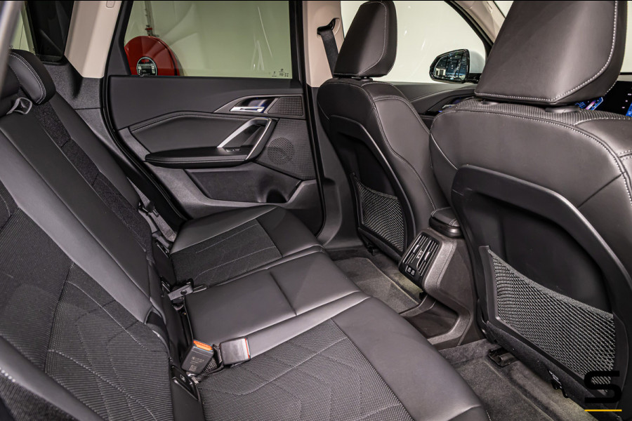 BMW iX1 XDrive30 Launch Edition 67 kWh|Camera|CarPlay|BTW|1e