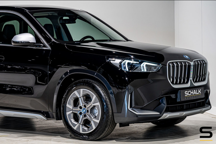 BMW iX1 XDrive30 Launch Edition 67 kWh|Camera|CarPlay|BTW|1e