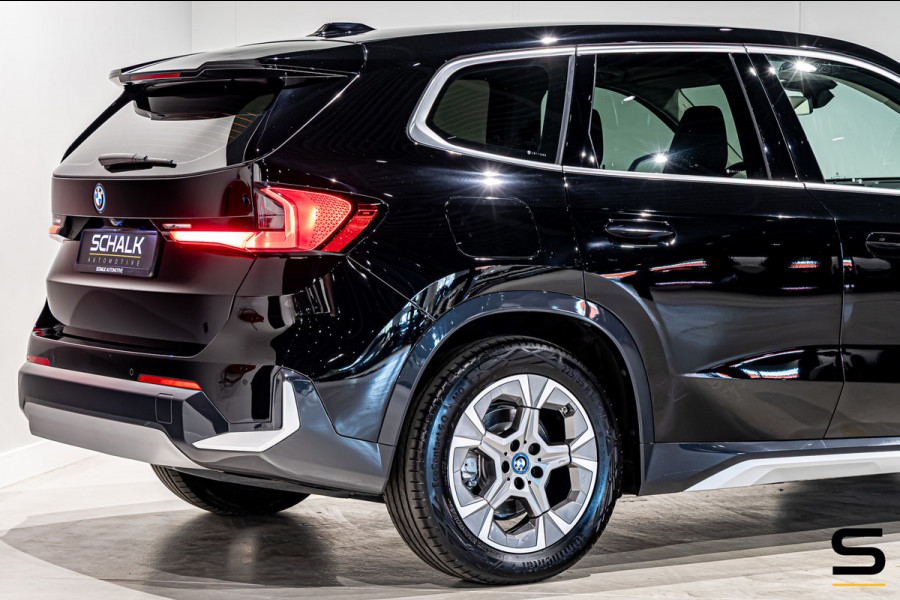 BMW iX1 XDrive30 Launch Edition 67 kWh|Camera|CarPlay|BTW|1e