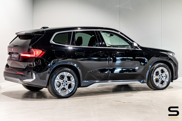 BMW iX1 XDrive30 Launch Edition 67 kWh|Camera|CarPlay|BTW|1e