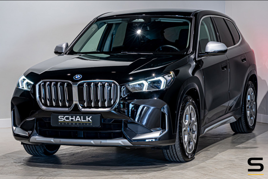 BMW iX1 XDrive30 Launch Edition 67 kWh|Camera|CarPlay|BTW|1e