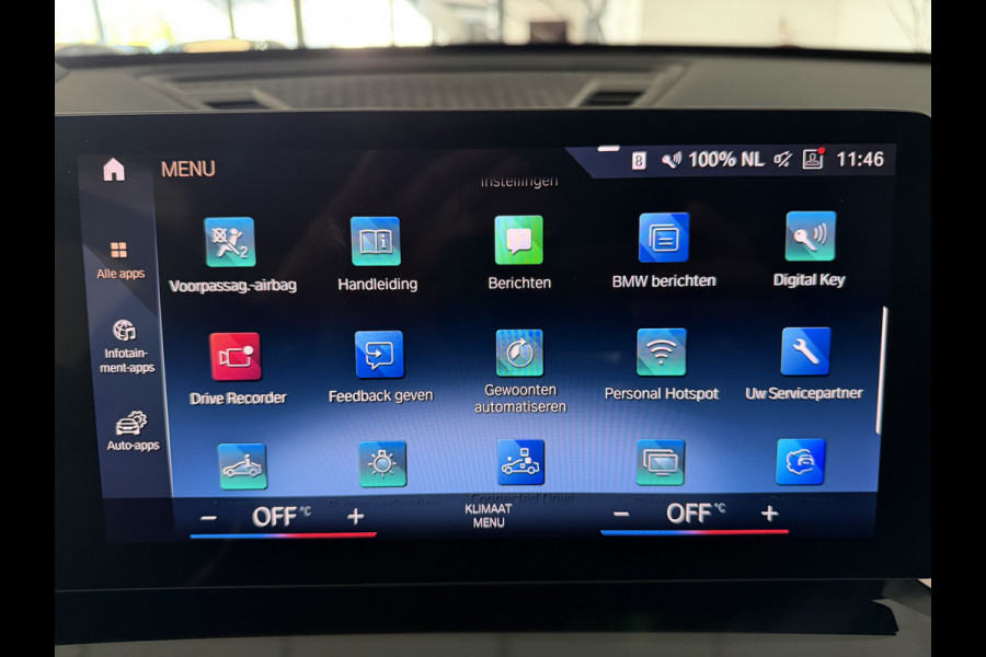 BMW X1 xDrive30e 327 PK Panoramadak / Leer / HUD / Trekhaak / 360 camera