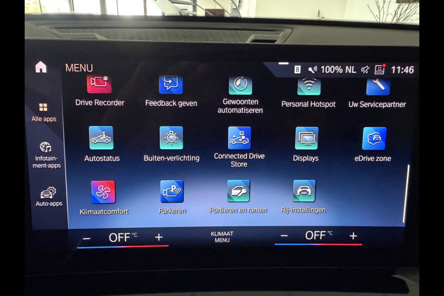 BMW X1 xDrive30e 327 PK Panoramadak / Leer / HUD / Trekhaak / 360 camera