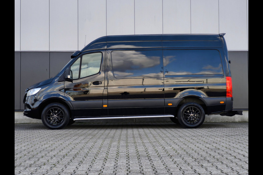 Mercedes-Benz Sprinter 316 RWD AUTOMAAT CRUISE CLIMA 2800KG TREKHAAK CAMERA STOELVERWARMING L2H2 BLACK EDITION
