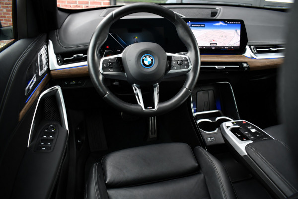 BMW iX1 xDrive30 M-Sport Pano ACC Trekh E-zetels HUD H/K Massage