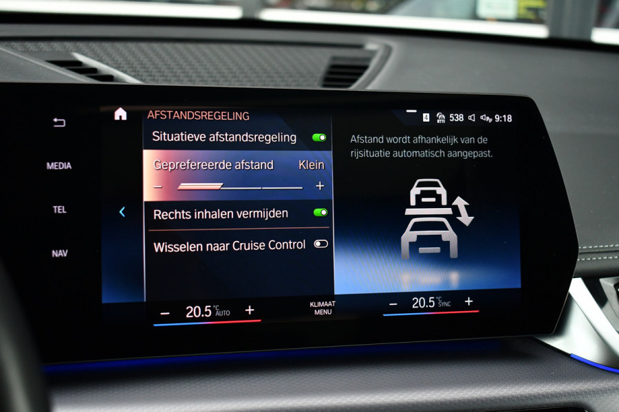 BMW iX1 xDrive30 M-Sport Pano ACC Trekh E-zetels HUD H/K Massage