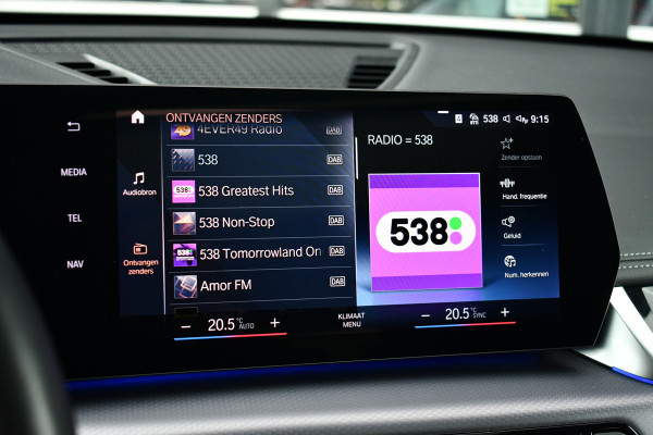 BMW iX1 xDrive30 M-Sport Pano ACC Trekh E-zetels HUD H/K Massage