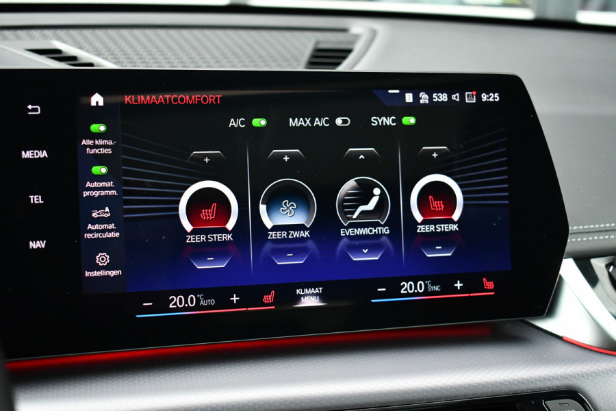 BMW iX1 xDrive30 M-Sport Pano ACC Trekh E-zetels HUD H/K Massage