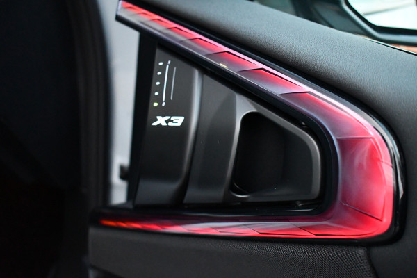 BMW X3 30e xDrive M-Sport ACC HUD 360 E-zetels Iconic-glow Brooklyngrau