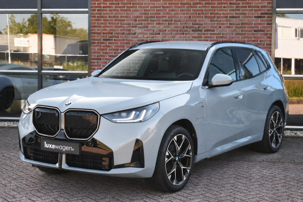 BMW X3 30e xDrive M-Sport ACC HUD 360 E-zetels Iconic-glow Brooklyngrau