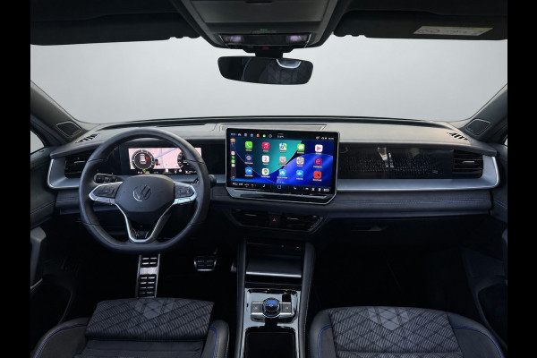 Volkswagen Tayron 1.5 eHybrid 272PK DSG R-LINE SPORT HARMAN-KARDON/360° CAMERA/TREKHAAK FABRIEKSGARANTIE TOT 2030