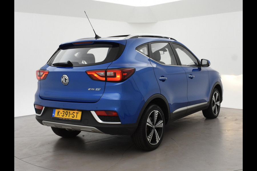 MG Mg Zs EV LUXURY 45 kWh + TREKHAAK | PANORAMA | JBL 95,1% SOH | LEDER | CAMERA | ADAPTIVE CRUISE | STOELVERWARMING