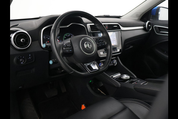 MG Mg Zs EV LUXURY 45 kWh + TREKHAAK | PANORAMA | JBL 95,1% SOH | LEDER | CAMERA | ADAPTIVE CRUISE | STOELVERWARMING