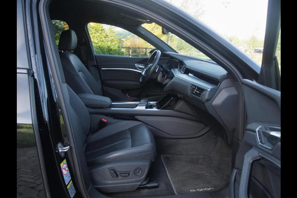 Audi e-tron 55 quattro Advanced edition Plus 95 kWh | Black Optic Pakket | Maxton Spoiler | Camera | Sfeerverlichting | NL-Auto |