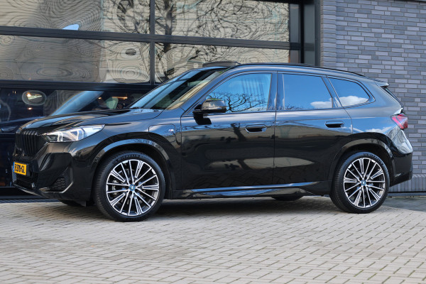 BMW X1 xDrive30e | M-SPORT | NAP! | PANO | H/K AUDIO | MEMORY | 20'' | KEYLESS | LED ADAPTIEF |