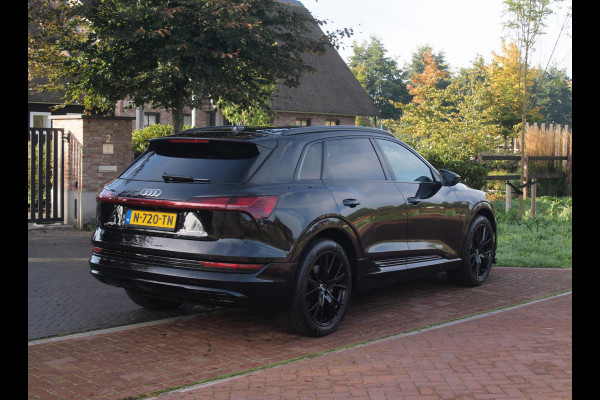 Audi e-tron 55 quattro Advanced edition Plus 95 kWh | Black Optic Pakket | Maxton Spoiler | Camera | Sfeerverlichting | NL-Auto |