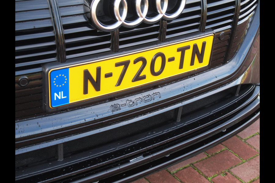 Audi e-tron 55 quattro Advanced edition Plus 95 kWh | Black Optic Pakket | Maxton Spoiler | Camera | Sfeerverlichting | NL-Auto |