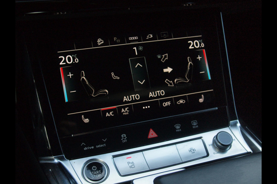 Audi e-tron 55 quattro Advanced edition Plus 95 kWh | Black Optic Pakket | Maxton Spoiler | Camera | Sfeerverlichting | NL-Auto |