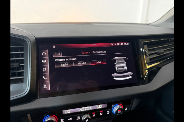 Audi A1 SPORTBACK 30 TFSI*Stoelverwarming*Parkeersensoren*