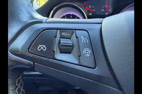 Opel Astra Sports Tourer 1.2 Business Edition | Cruise control + Navi + NAP Nu € 6.950,- !!!