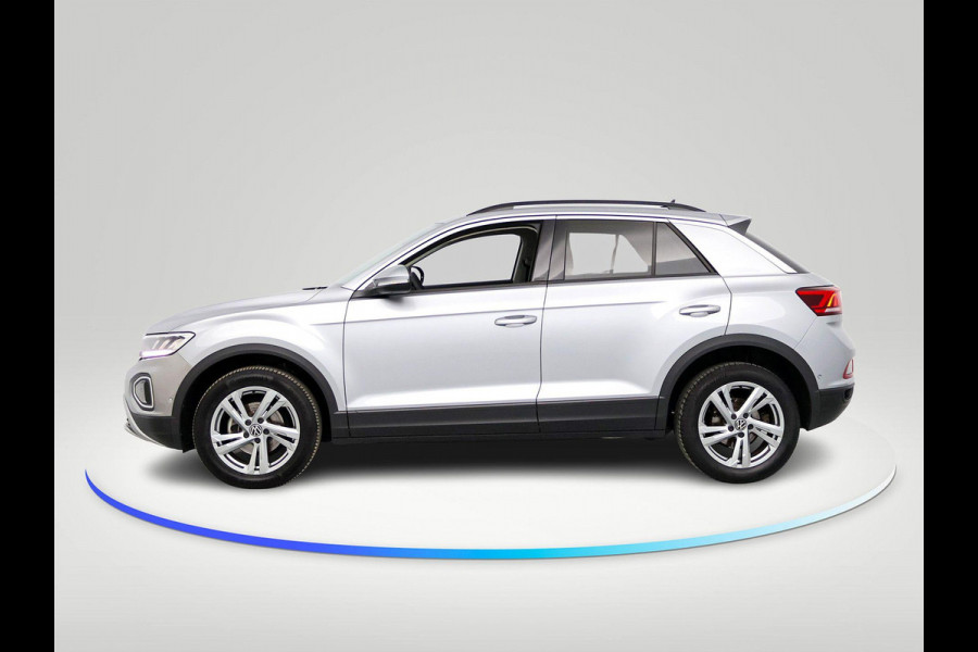 Volkswagen T-Roc 1.5 TSI Life 75 Edition 150 pk Automaat | Navigatie | Trekhaak | Parkeersensoren (Park assist) | Achteruitrijcamera | Adaptieve cruise control | Lane assist | Apple carplay / Android auto |