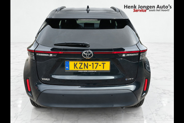 Toyota Yaris Cross 1.5 Hybrid 115 Dynamic uit 2026 Rijklaar + Fabrieksgarantie tot 10 jaar Henk Jongen Auto's in Helmond,  al 50 jaar service zoals 't hoort!